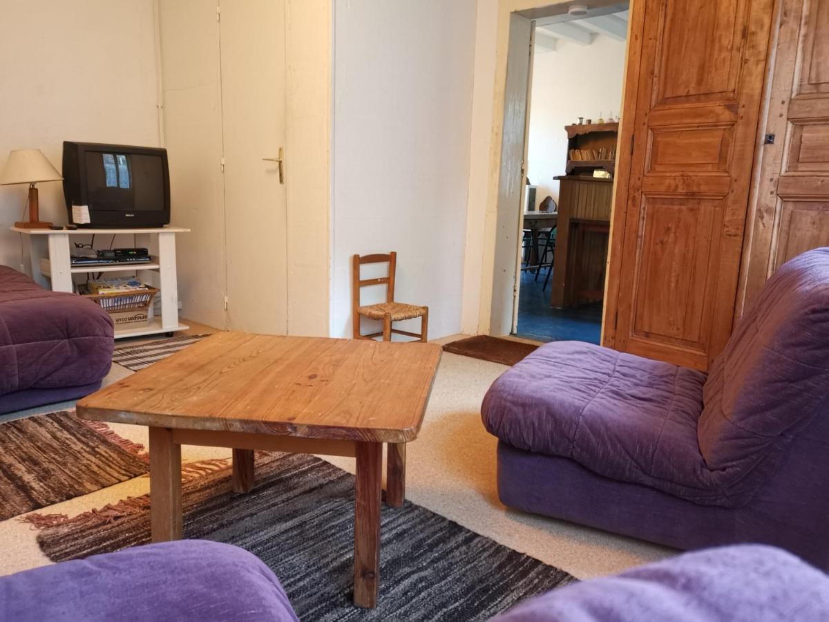 Gite Des Petites Ruelles : Familial Et Chaleureux Troo Exterior photo